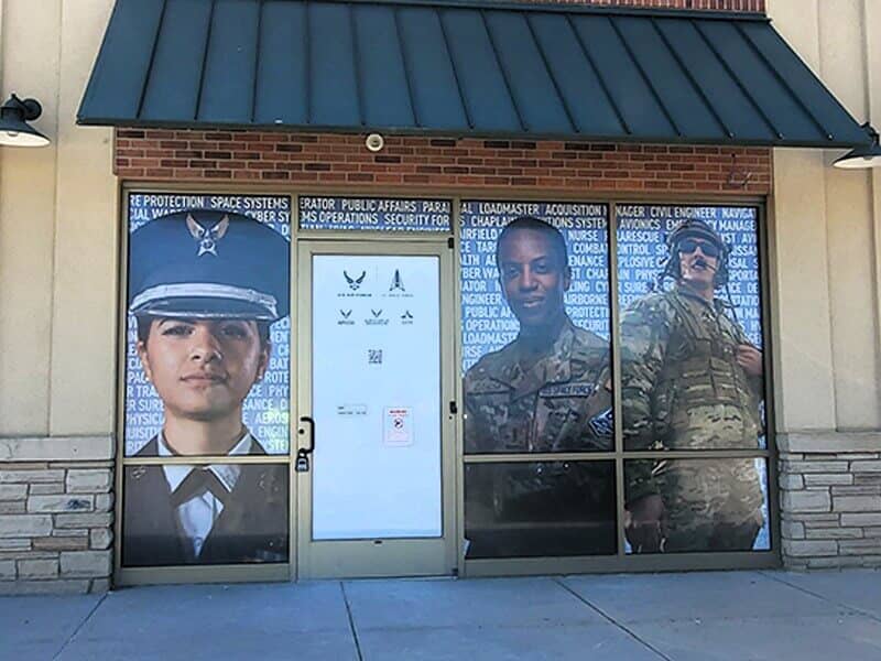 Custom window graphics